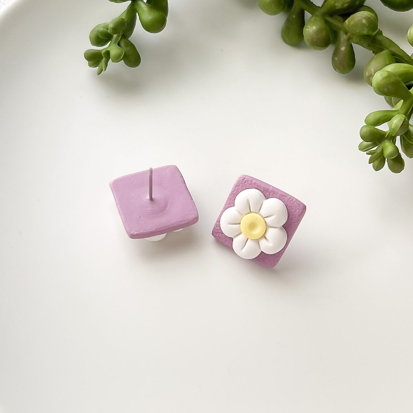 Purple Daisy Studs