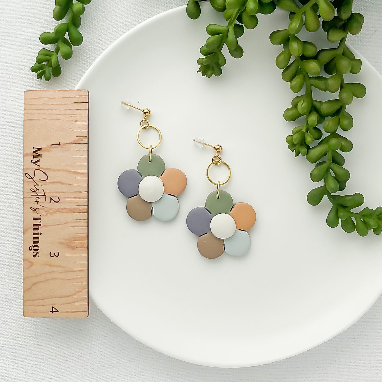 Edgy Handmade Boho Chic Daisy Flower Earrings – Unique Statement Jewelry in Polymer Clay