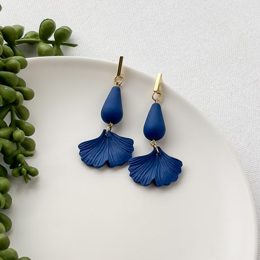 Ginkgo leaf earrings gold, indigo blue earrings for wedding, plant mom gifts, trendy birthday gifts for mom, floral bridesmaid earrings