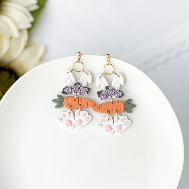 Floral Easter Bunny With Carrot