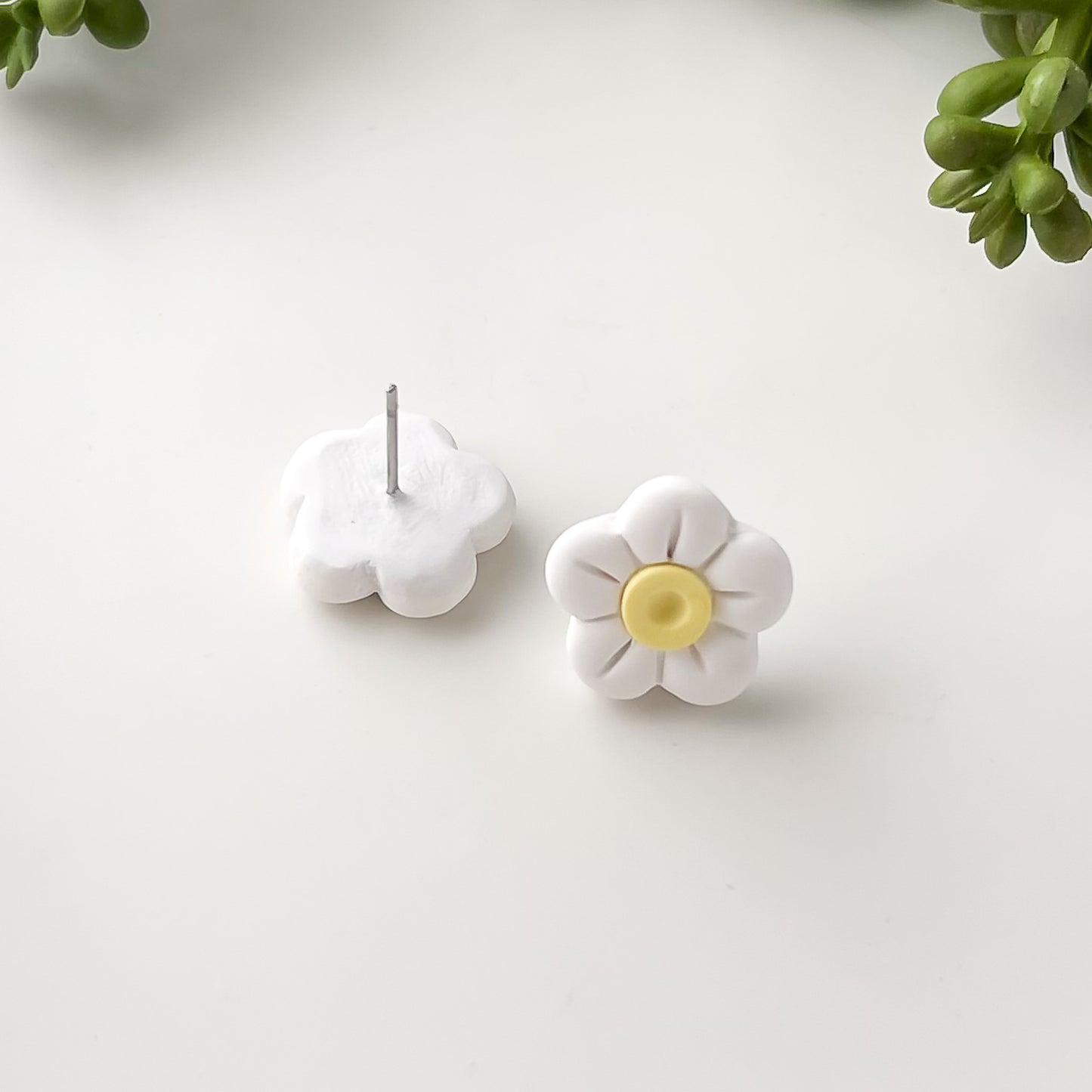 Daisy Puff Studs
