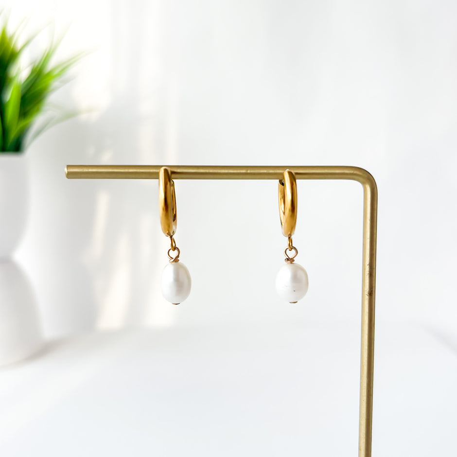 Huggie Pearls Dangle Earrings | Fresh Water Pearl Earrings | Dainty Earrings With Clip-On Option