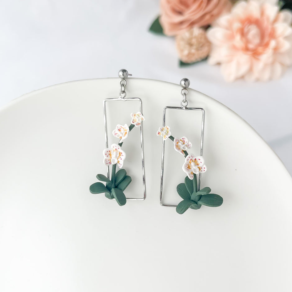 Dainty Purple Flower DangOrchid Dangle Earrings, Tropical Flower Polymer Clay Earrings, Lightweight Hypoallergenic, Clip On Option