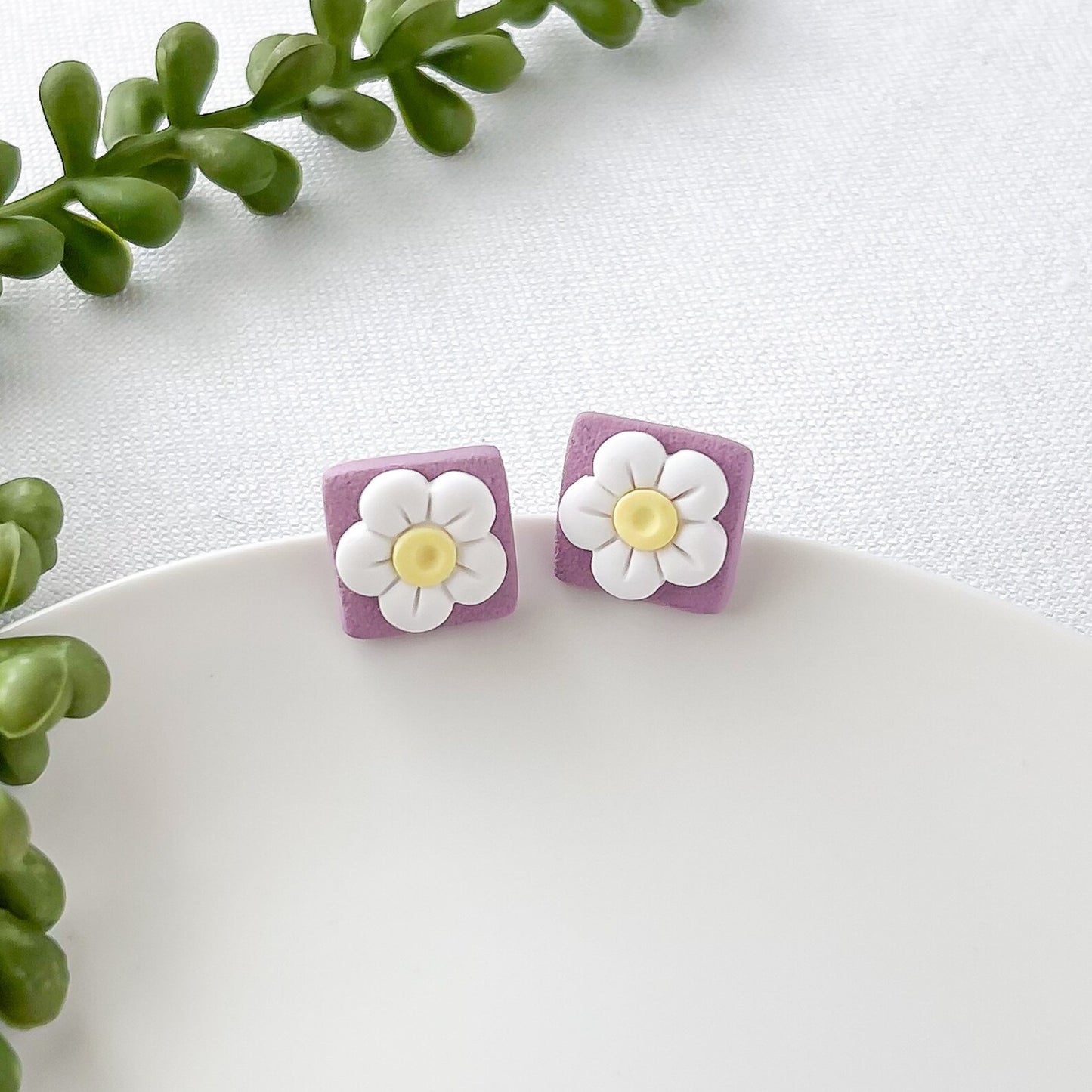 Purple Daisy Studs