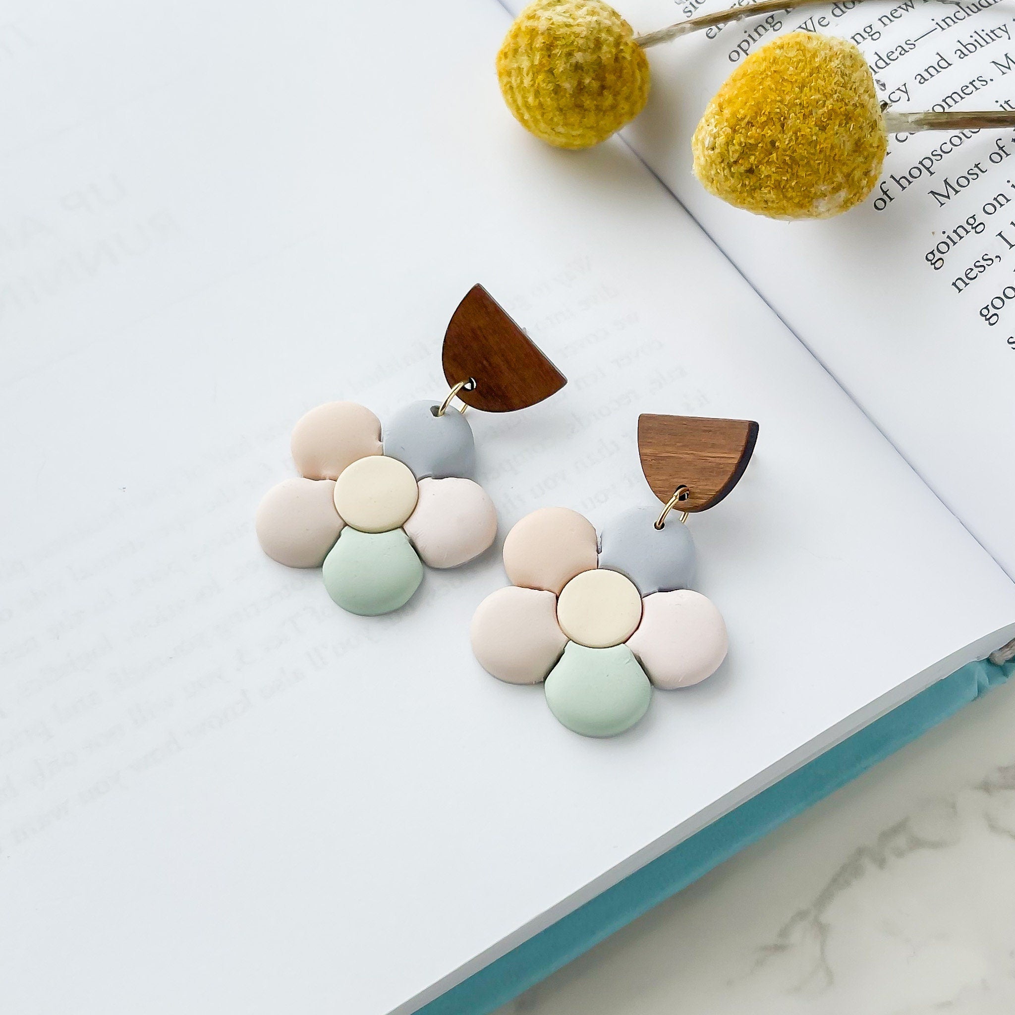 Boho Pastel Colorful Daisy Earrings | Boho Polymer Clay Statement Earrings for Fashion-Forward Style | Lightweight & Hypoallergenic | Clip-On Earrings